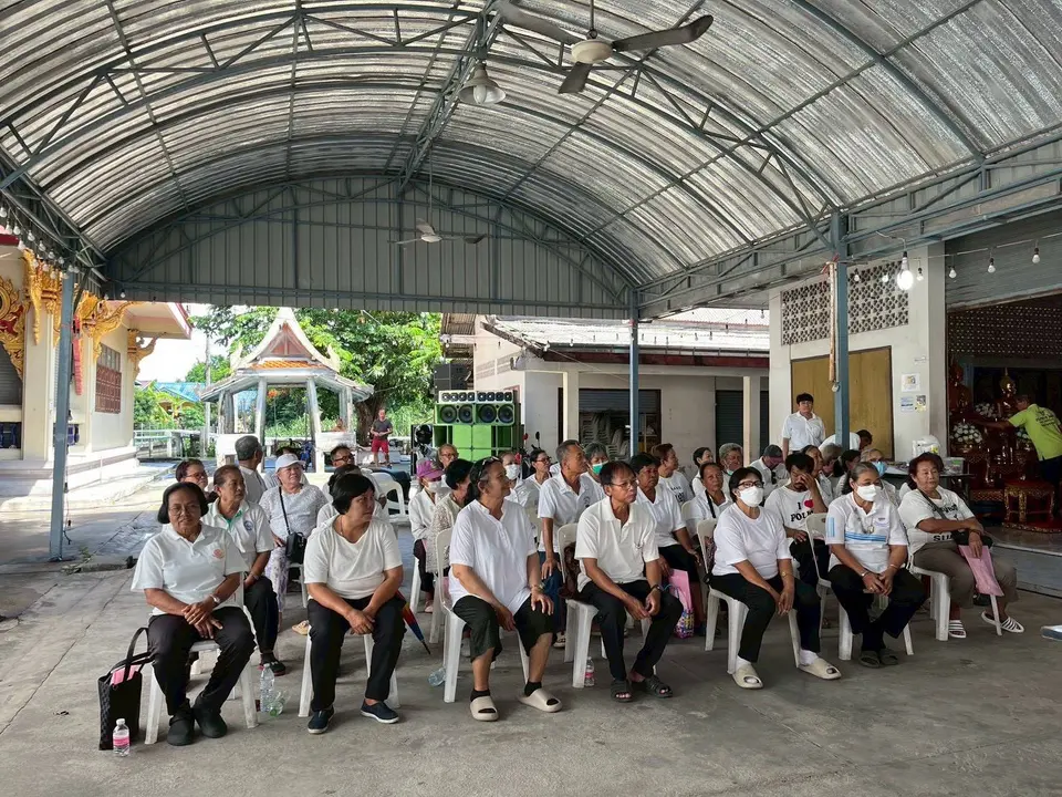 พช.บางบ่อ จัดอบรมต้านทุจริต เปิดเวทีรับฟังปัญหาชุมชน ชาวบ้านสงสัยอาคารเรียนสร้างกว่า 2 ปี ยังไม่แล้วเสร็จ
